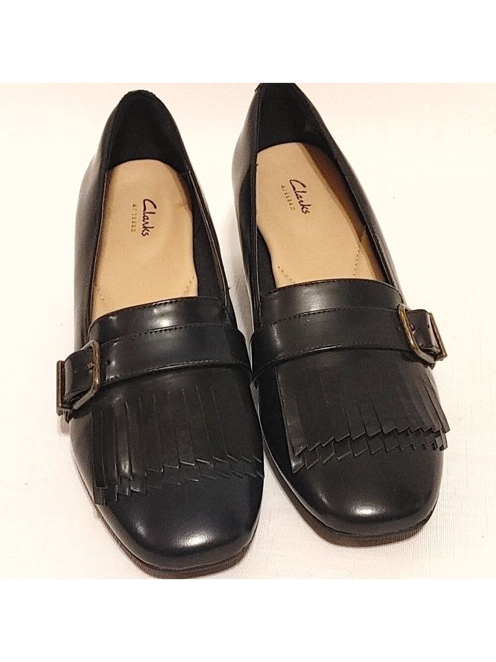 Clarks Artisan Woman's Tealia Maye Loafer Size 6 NEW Black Leather